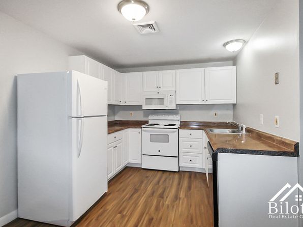859 Pine St #209