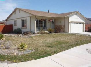 17833 Bear River Ct, Reno, NV 89508