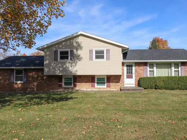 951 Donnawood Dr, Mansfield, OH 44903