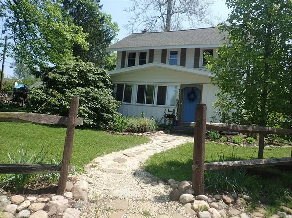 3621 Sycamore Rd, Erie, PA 16505