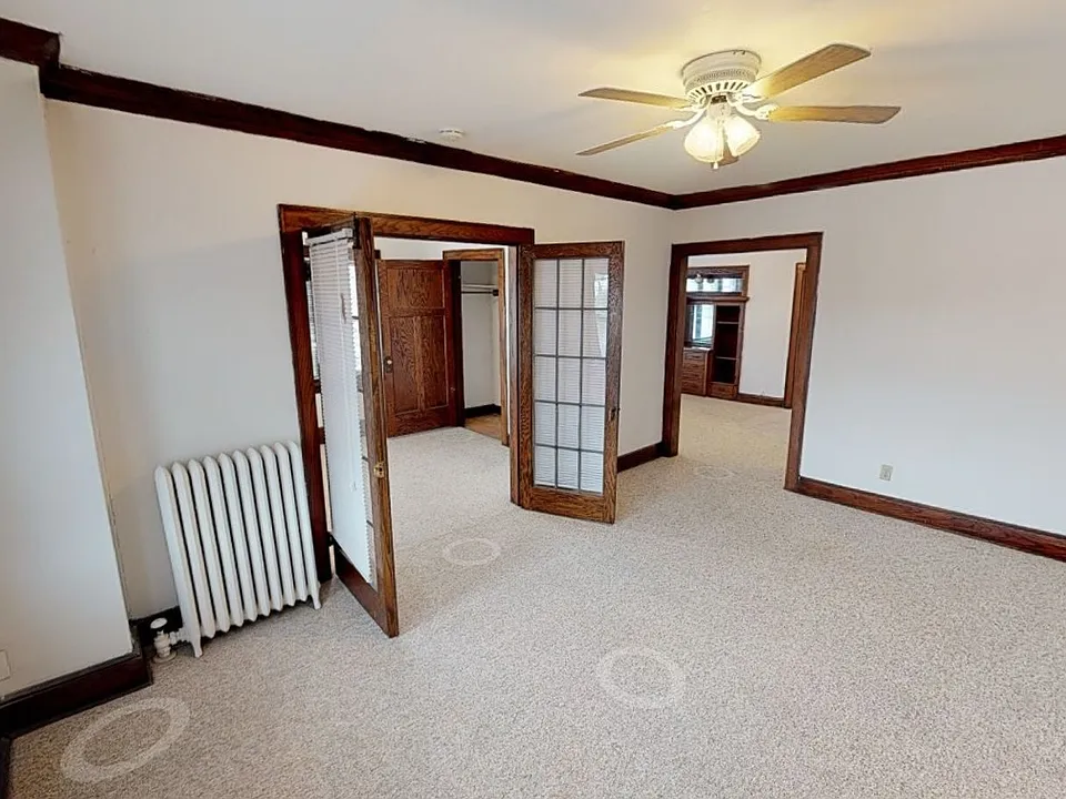 1711 E Locust St #&-2856-62