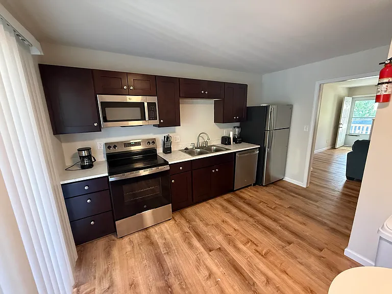 801 N Ann St #10 — Photo 11