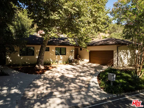3546 Mandeville Canyon Rd, Los Angeles, CA 90049