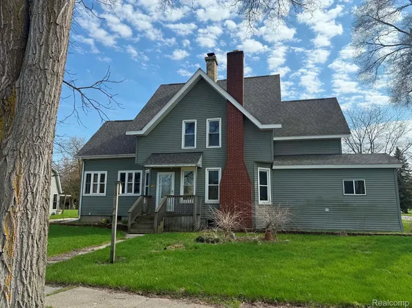 132 Whitelam St, Bad Axe, MI 48413