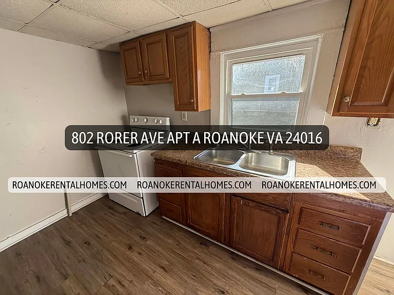 802 Rorer Ave SW — Photo 2