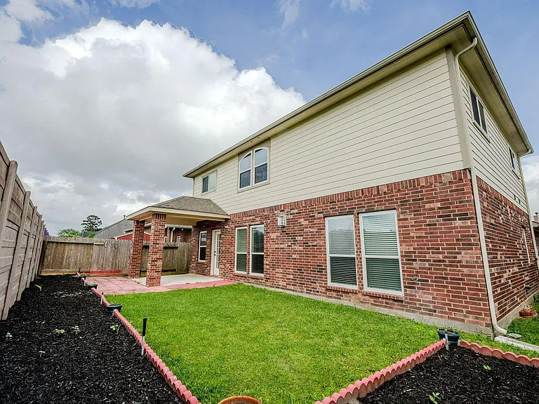 4017 Firenze Dr — Photo 23