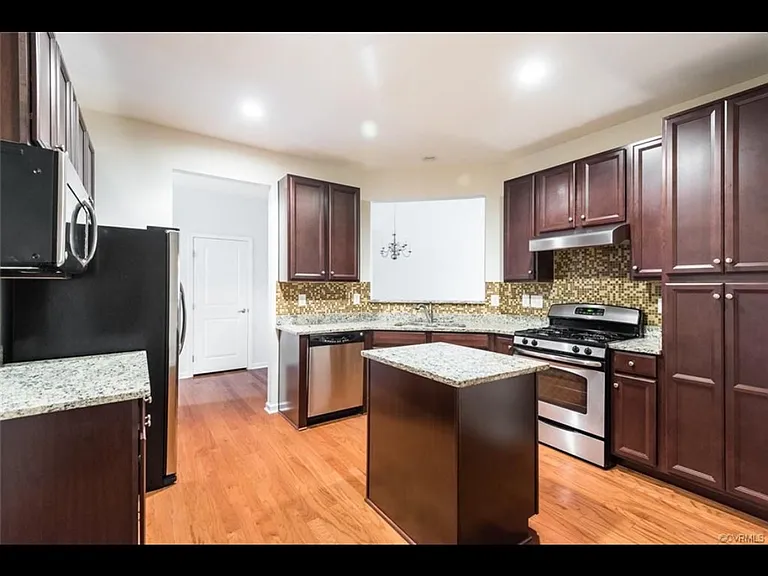 3104 Abruzzo Pl — Photo 6