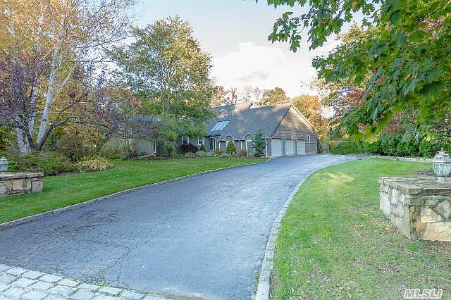 1st image of 19 Cedarfield Ter