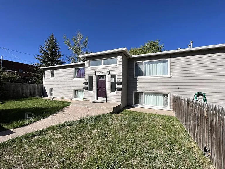2020 Dunn Ave #1 — Photo 1