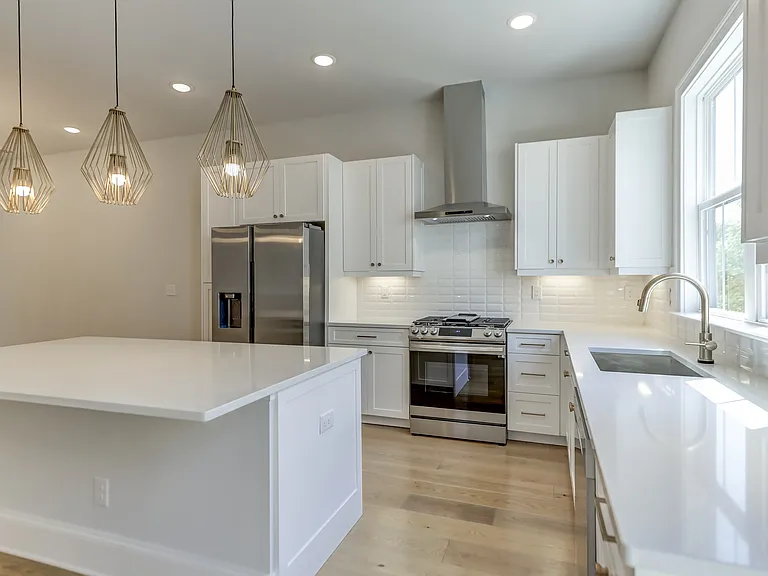 1107 Parkside Greenway Dr — Photo 12