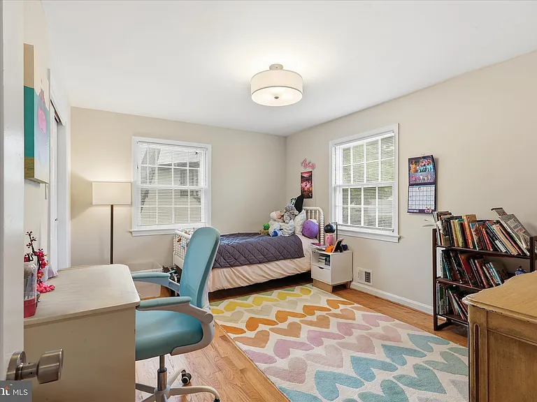 108 Oakmont Ct NE — Photo 22
