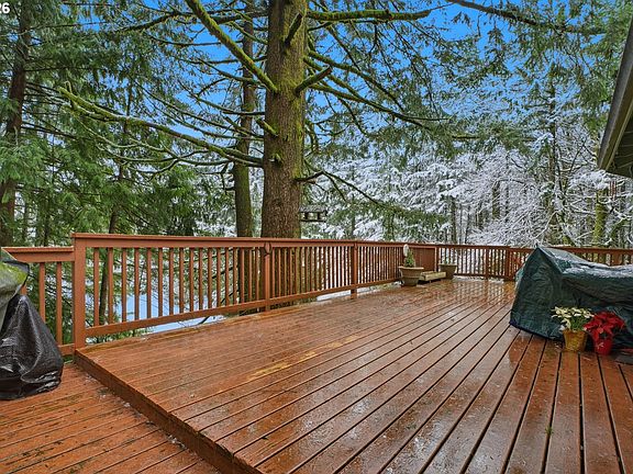 4th image of 25115 NE Albertson Rd