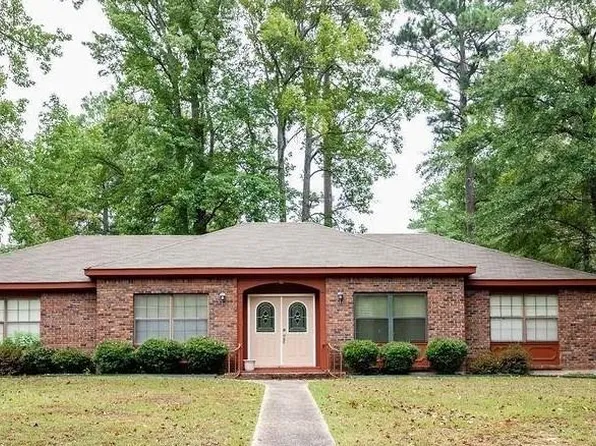 (undisclosed Address), Pine Bluff, AR 71603