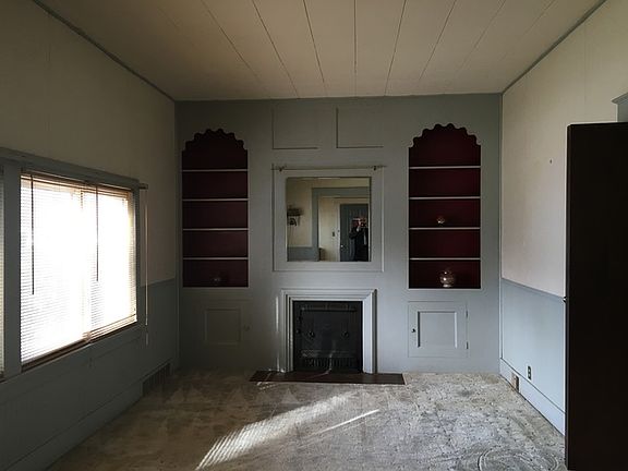 5th image of 408 N Plum St