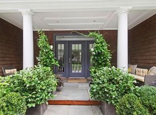 10 Bay View Rd, Southampton, NY 11968