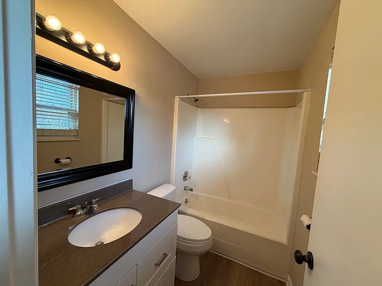 11220 Concord Woods Dr — Photo 10