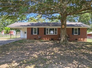 107 Virginia Dr, Athens, AL 35611