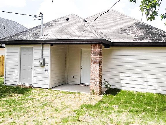 4th image of 3716 Avenue I