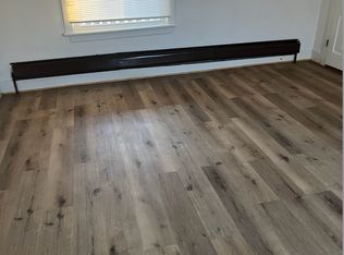 809 2nd Ave APT 2, Sterling, IL 61081