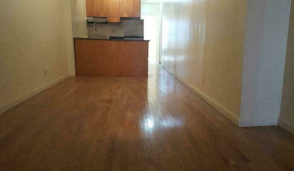 1st image of 530 W 46th St APT 4E