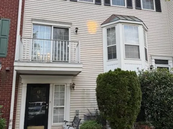 13 Cypress St #1, Jersey City, NJ 07305