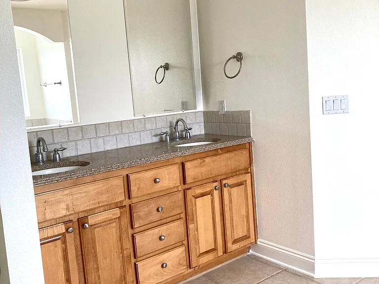 4242 Havencrest Dr — Photo 22