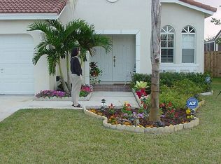 4204 NW 38th Dr, Coconut Creek, FL 33073