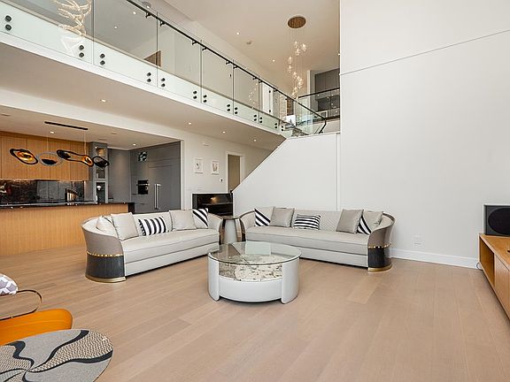 5th image of 3170 Capstan Cres