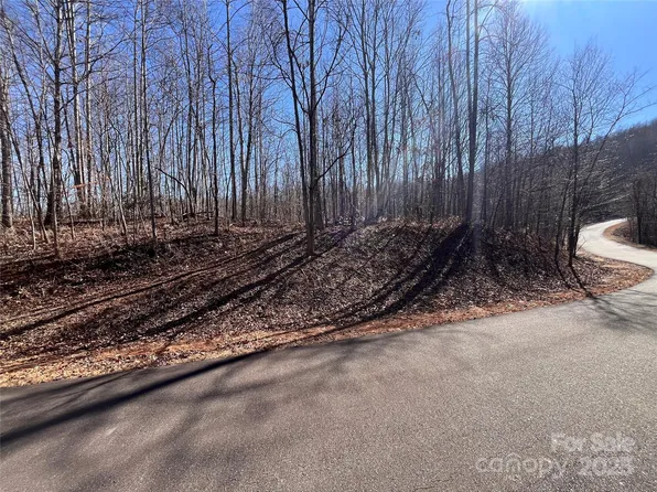 156 Kenwood Ct, Marion, NC 28752