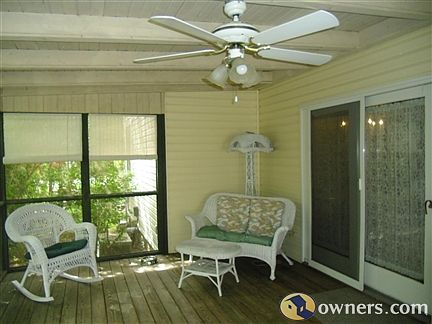 12 x 20 screened room