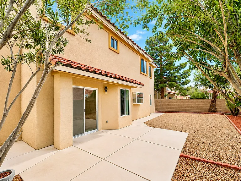 8724 Wintry Garden Ave — Photo 38