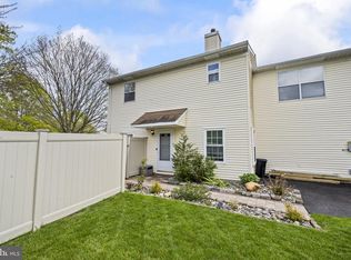 33 Spyglass Ct, East Windsor, NJ 08520