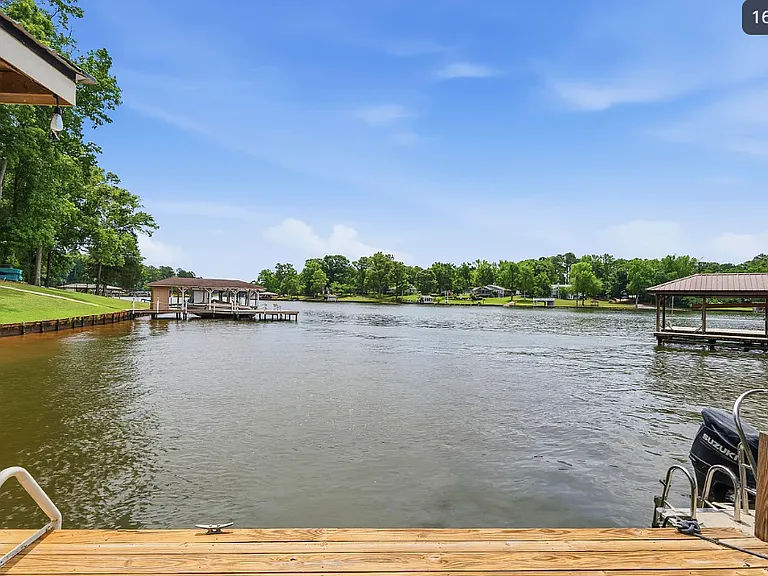 309 Thomas Dr — Photo 6