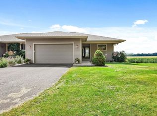 6105 Whalen Rd, Fitchburg, WI 53593