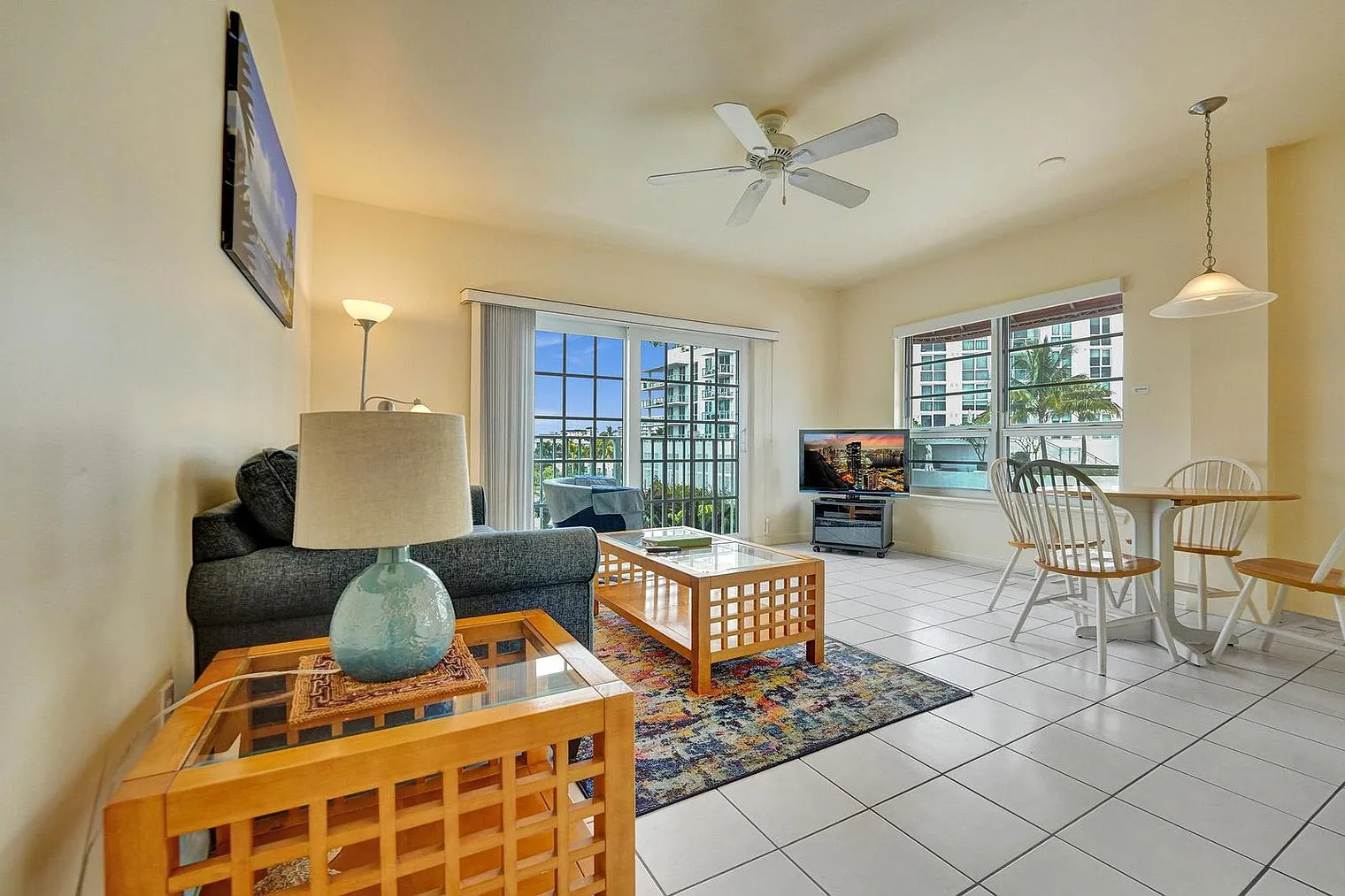 1 bed, 1.0 bath, 613 sqft, $3,065 — Photo 3