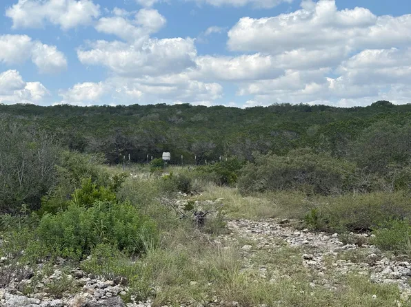 22-L Leona Ranch Rd #22, Brackettville, TX 78832