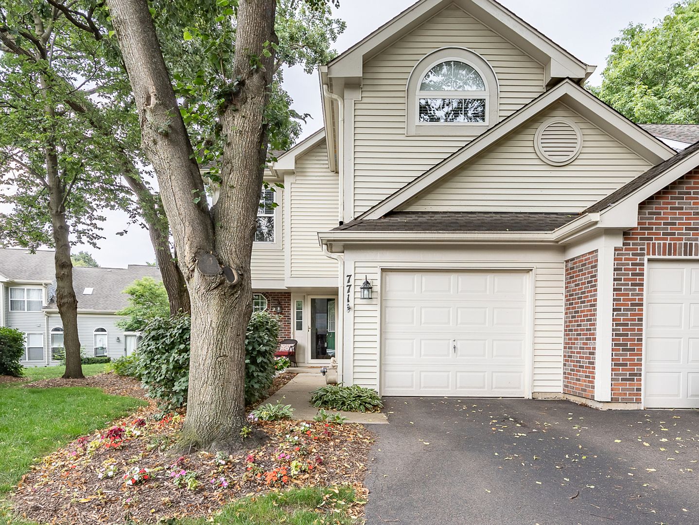 771 N Shady Oaks Dr, Elgin, IL 60120 Zillow