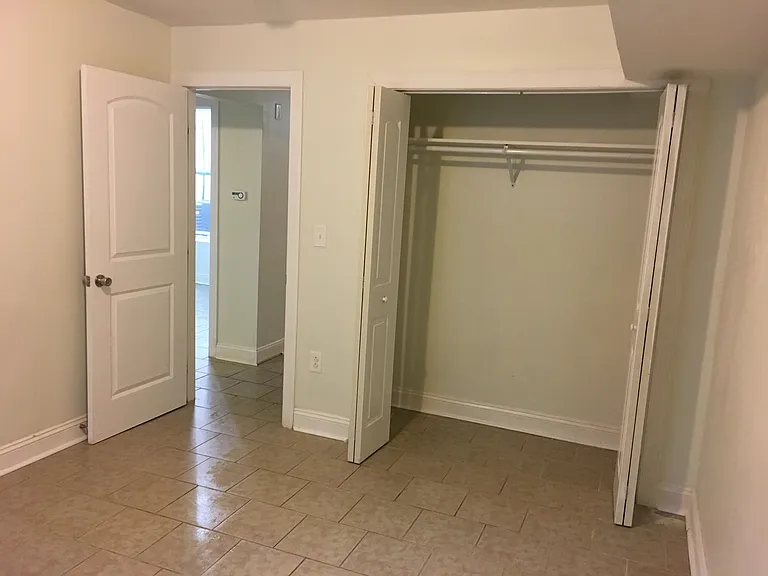4128 Chester Ave #1R — Photo 4