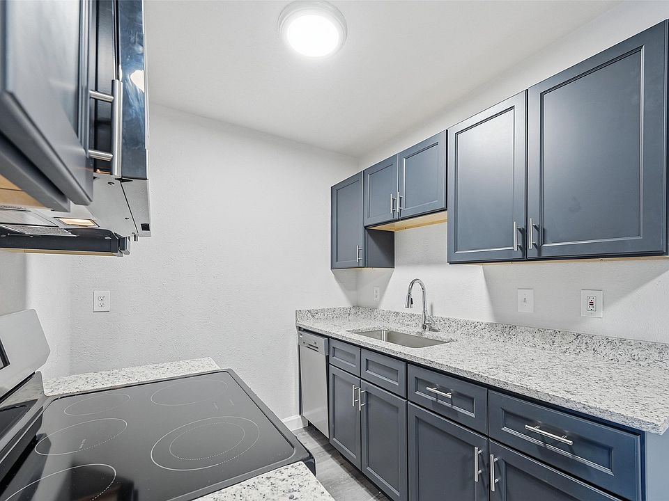 1st image of 4859 Cedar Springs Rd APT 136