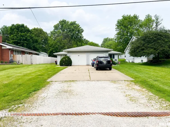 913 W Shenandoah Dr, Peoria, IL 61614