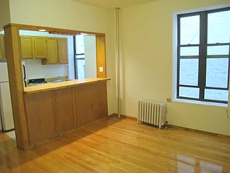 Rented by Arvik Group Real Estate