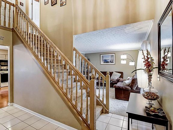 4th image of 7611 Tullymore Dr