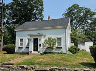 101 Maple Ave, West Warwick, RI 02893