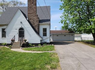 1040 Ronald St, Flint, MI 48507