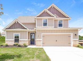 146 Cantrell Path, Dallas, GA 30132