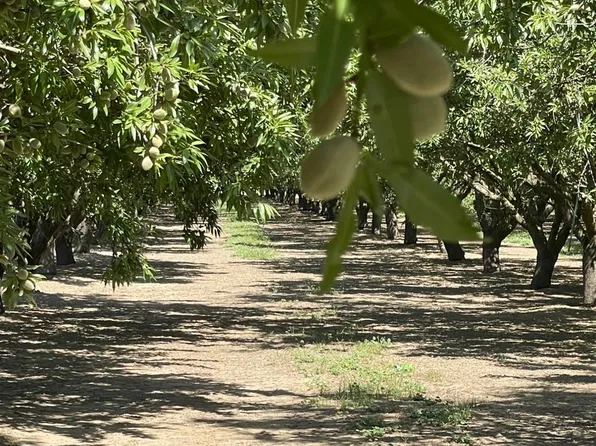 W Whitmore Ave, Modesto, CA 95358