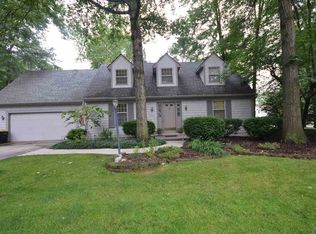 7812 Willowwood Dr, Fort Wayne, IN 46835