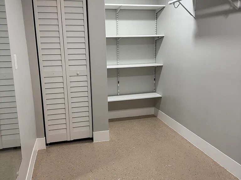 2517 W Palm Dr #3 — Photo 7