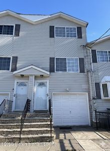 12 Reid Ave, Staten Island, NY, 10305