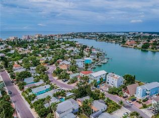 350 Boca Ciega Dr, Madeira Beach, FL 33708